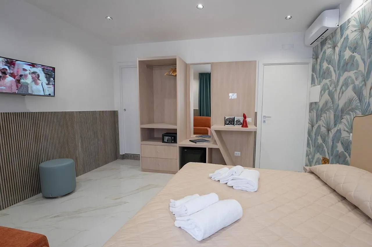 Guest house Greros H. Rooms Napoli Centro By Clapa Group Dislocated Hospitality