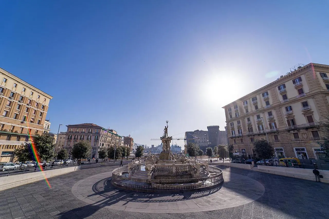 Guest house Greros H. Rooms Napoli Centro By Clapa Group Dislocated Hospitality Italy